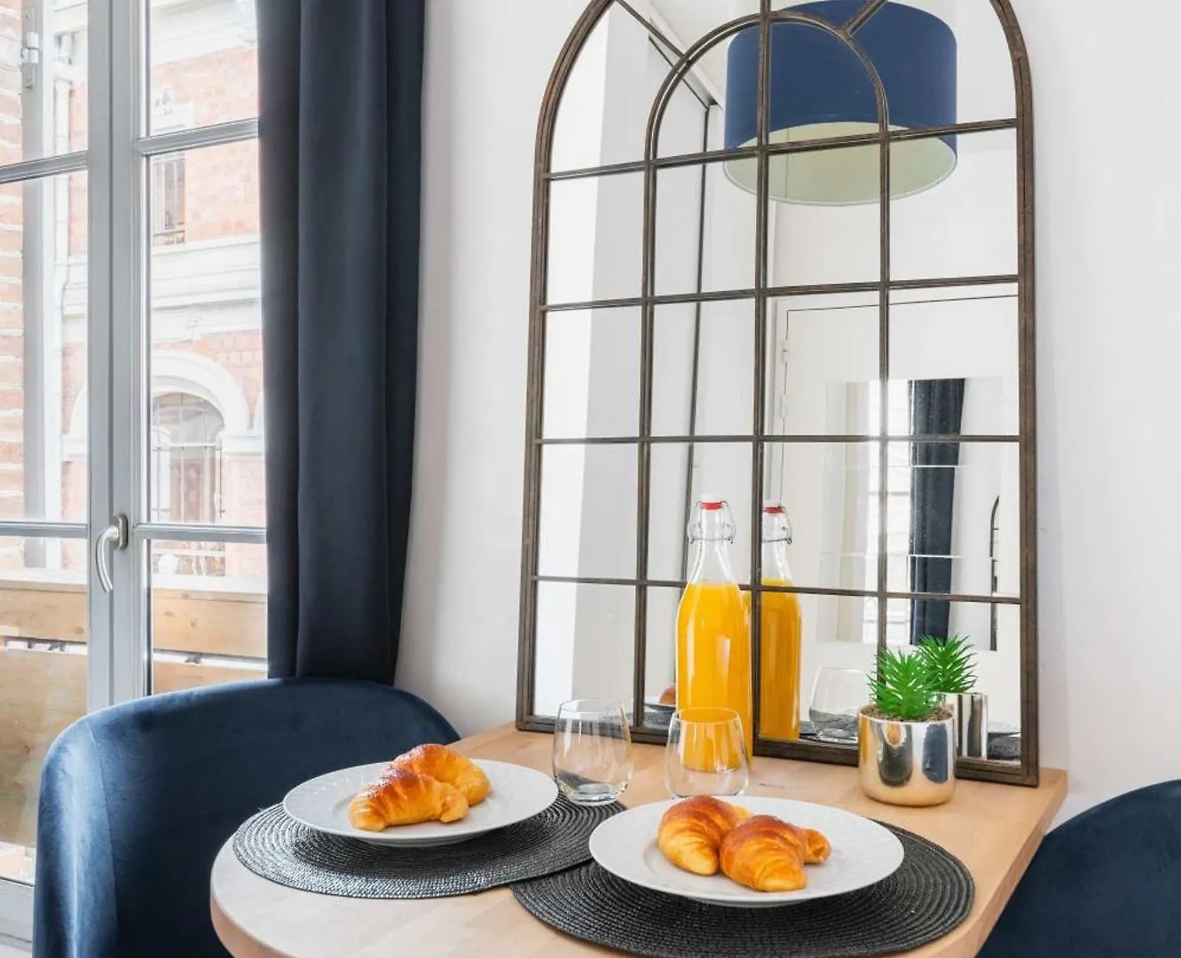 Appartement Service - Vue Sur Le Musee - Paris 5 - Flat-Guest Apartment